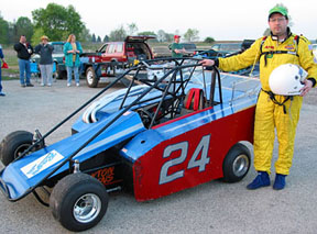 2004mike24small.jpg